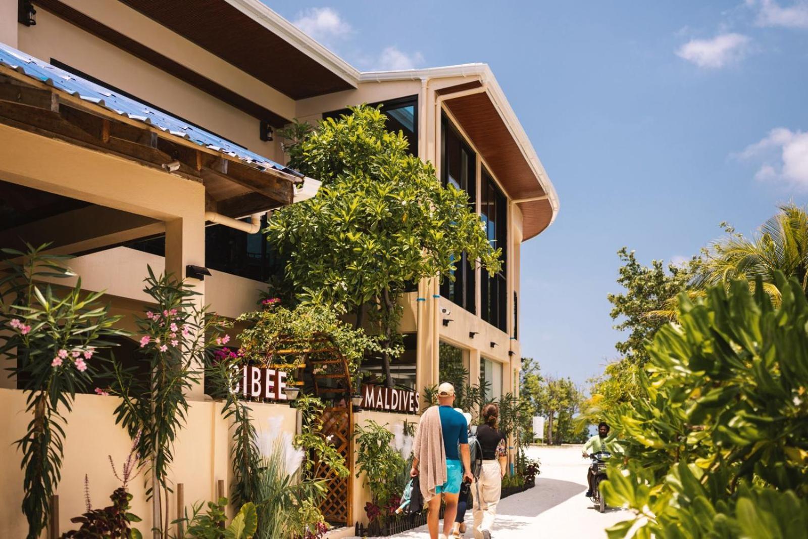 Bibee Maldives Hotel Dhiffushi Exterior photo